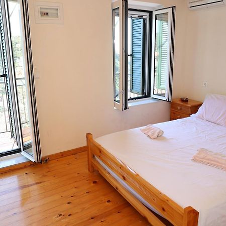 Mary'S Villas Пломарион Экстерьер фото